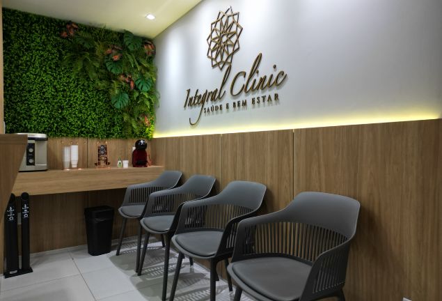 Clinica Integral Control Recepcao com cadeiras